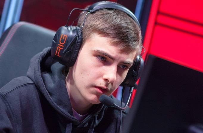 ROCCAT remplace Woolite